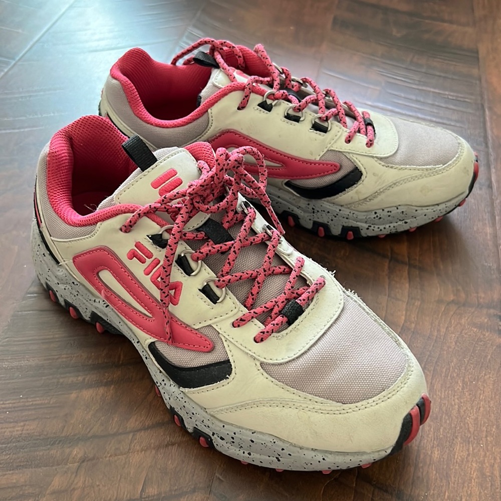 Fila Sneakers